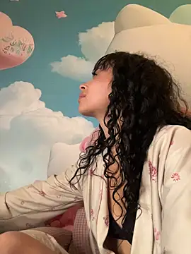 Sasha-firee লাইভ XXX চ্যাট