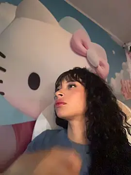 Sasha-firee live XXX chat