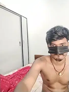 Love-Birdss Show in webcam