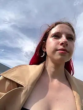 Pokazy przed kamerką – michelle_lovique