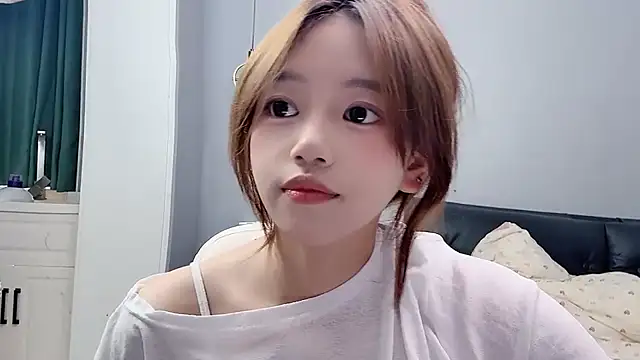 Yany520 现场XXX聊天