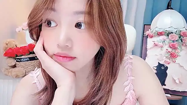Yany520 在線直播表演