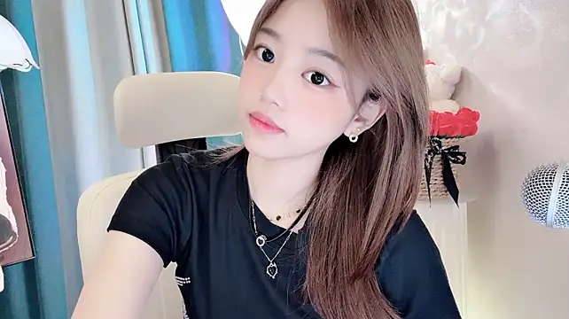 Yany520のライブXXXチャット