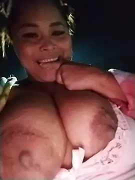 Nikita_Glam Adlı Modelin Canlı XXX Sohbeti