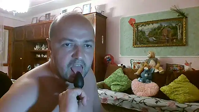 Luceriusbigass Show in webcam