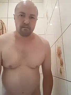 Luceriusbigass – Kamerová šou