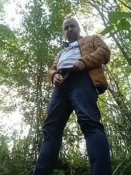 Luceriusbigassのウェブカメラショー