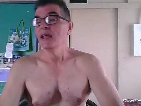 scotty-friends Show in webcam