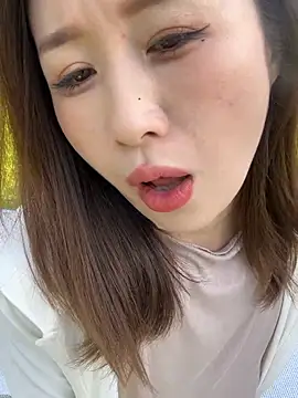 qin205205 Pertunjukan Webcam