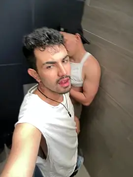 Big_Snake77's Webcam Show