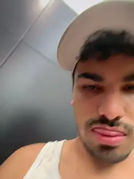Big_Snake77's Webcam Show