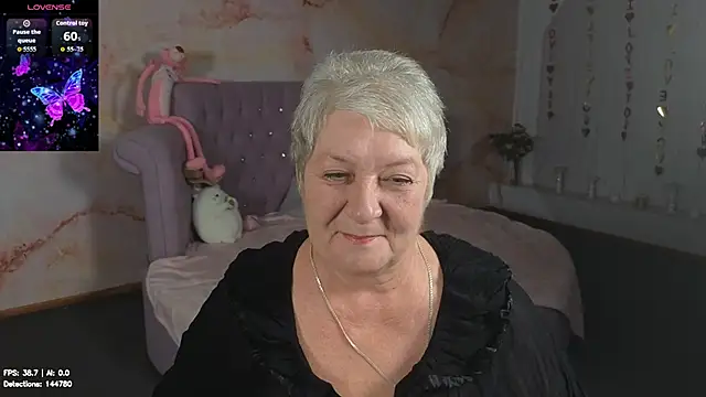 Poppy_Pulsen Live XXX chat