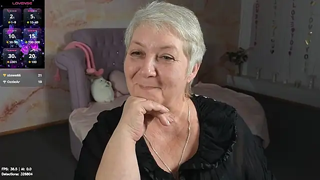 Poppy_Pulse Adlı Modelin Canlı XXX Sohbeti