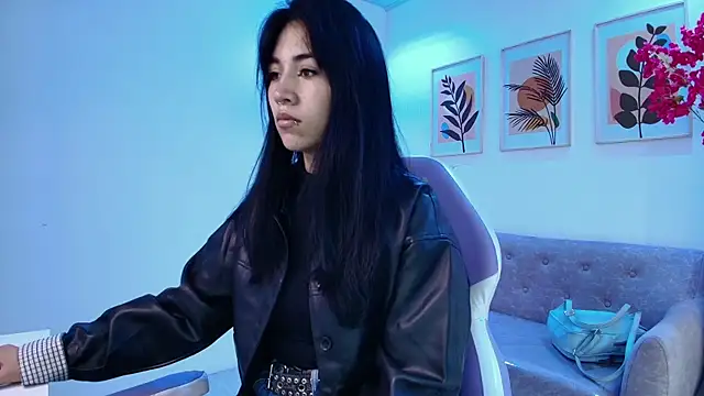 Rainy_doll's Live XXX Chat