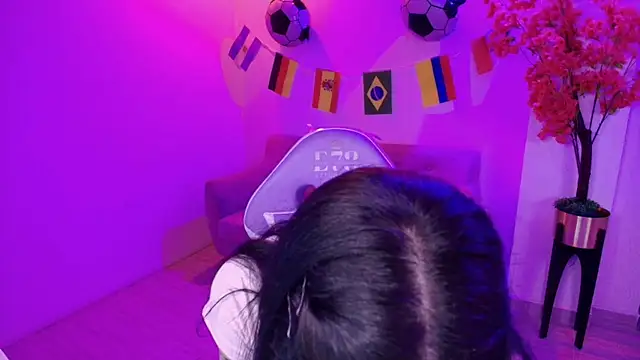 Rainy_doll's Live XXX Chat