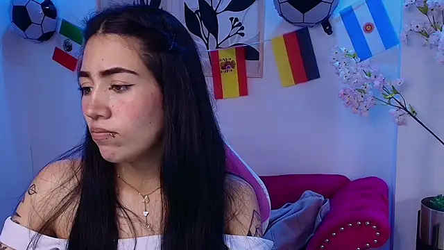 Rainy_doll's Live XXX Chat