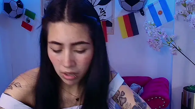 Rainy_doll's Live XXX Chat