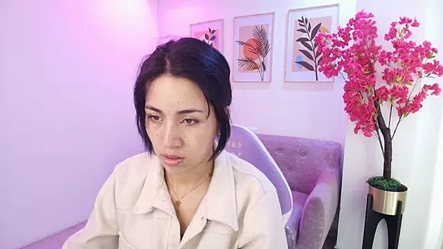 Rainy_doll's Live XXX Chat