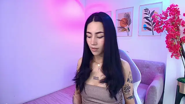 Rainy_doll Adlı Modelin Canlı XXX Sohbeti