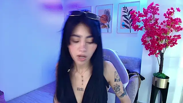 Rainy_dolln Live XXX chat