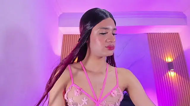 Pokazy przed kamerką – Miss_EmilyStar