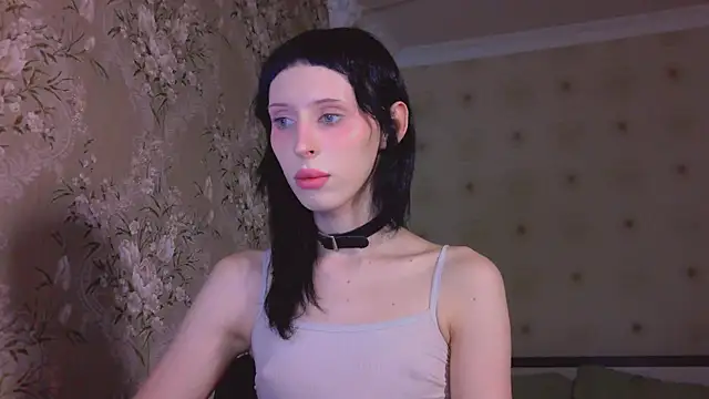 Sora100000: вебкам-шоу