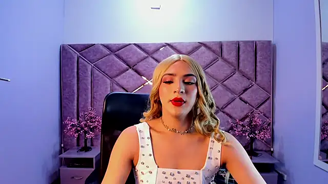 Miss_Bella_Kissn Webbikameraesitys