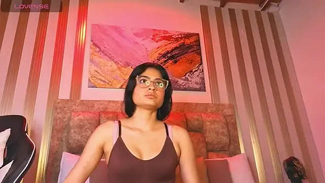 Chat +18 de ariel__bennett ao vivo