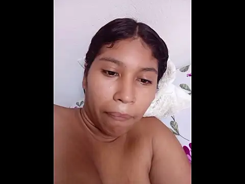 Sea_Hot Adlı Modelin Canlı XXX Sohbeti