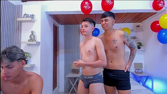 Seductive_BoysW Show Webcam