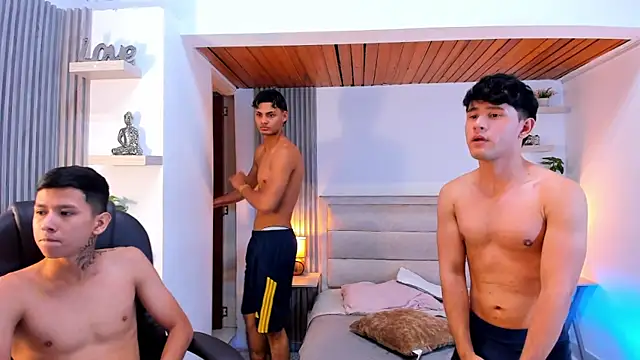 Seductive_BoysW Webcam Show