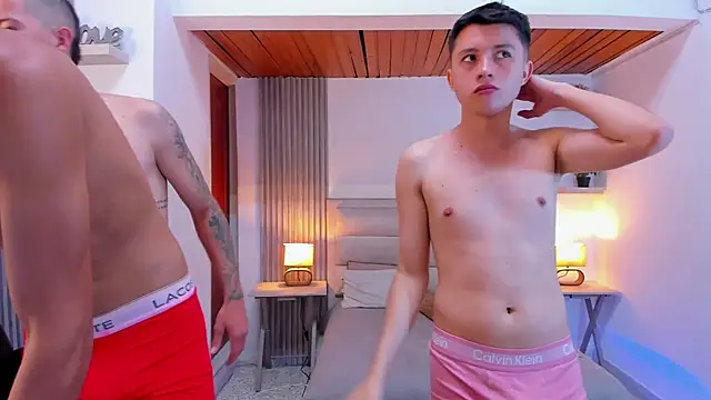 Seductive_BoysW Show Webcam