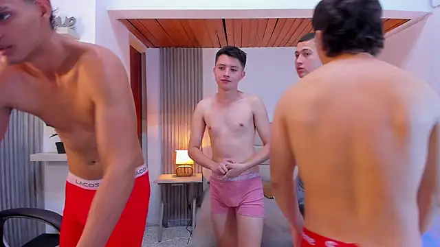 Seductive_BoysW Show in webcam