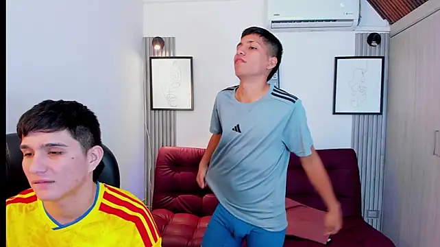 Seductive_BoysW Adlı Modelin Web Kamerası Şovu