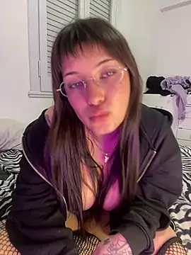 cherryxxox Adlı Modelin Canlı XXX Sohbeti