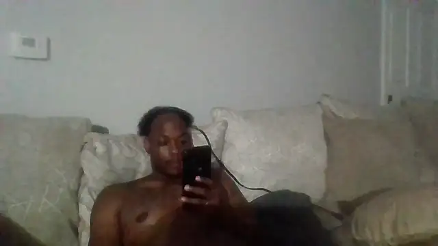 zdaddymm Show in webcam