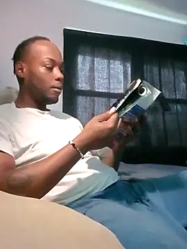 zdaddymm Show in webcam