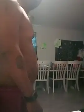 zdaddymm: διαδικτυακό σόου στην κάμερα