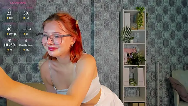 Lessi_Panic live XXX chat