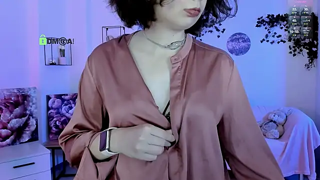 mia_mooon_ Adlı Modelin Canlı XXX Sohbeti