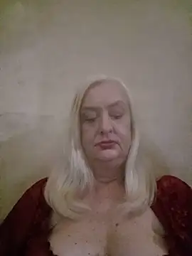Julia20X's Webcam Show