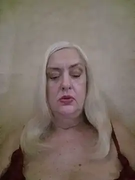 Julia20X's Webcam Show