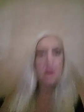 חדר צ'אט בשידור חי של Julia20X