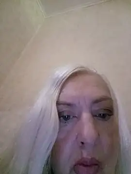 Julia20X Pertunjukan Webcam