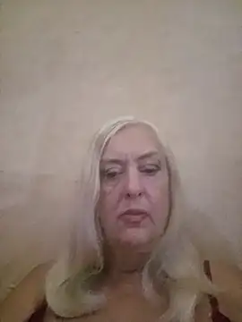 Julia20X's Webcam Show
