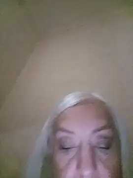 Julia20X Webcamshow