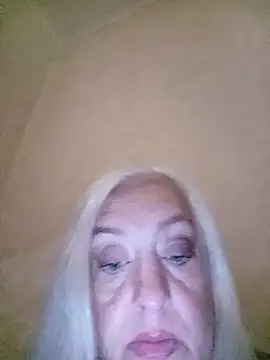 Julia20X Adlı Modelin Web Kamerası Şovu