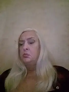 Julia20X's Webcam Show
