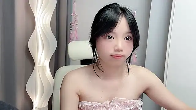 Yanys521's Live XXX Chat