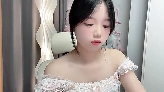 Yanys521's Live XXX Chat